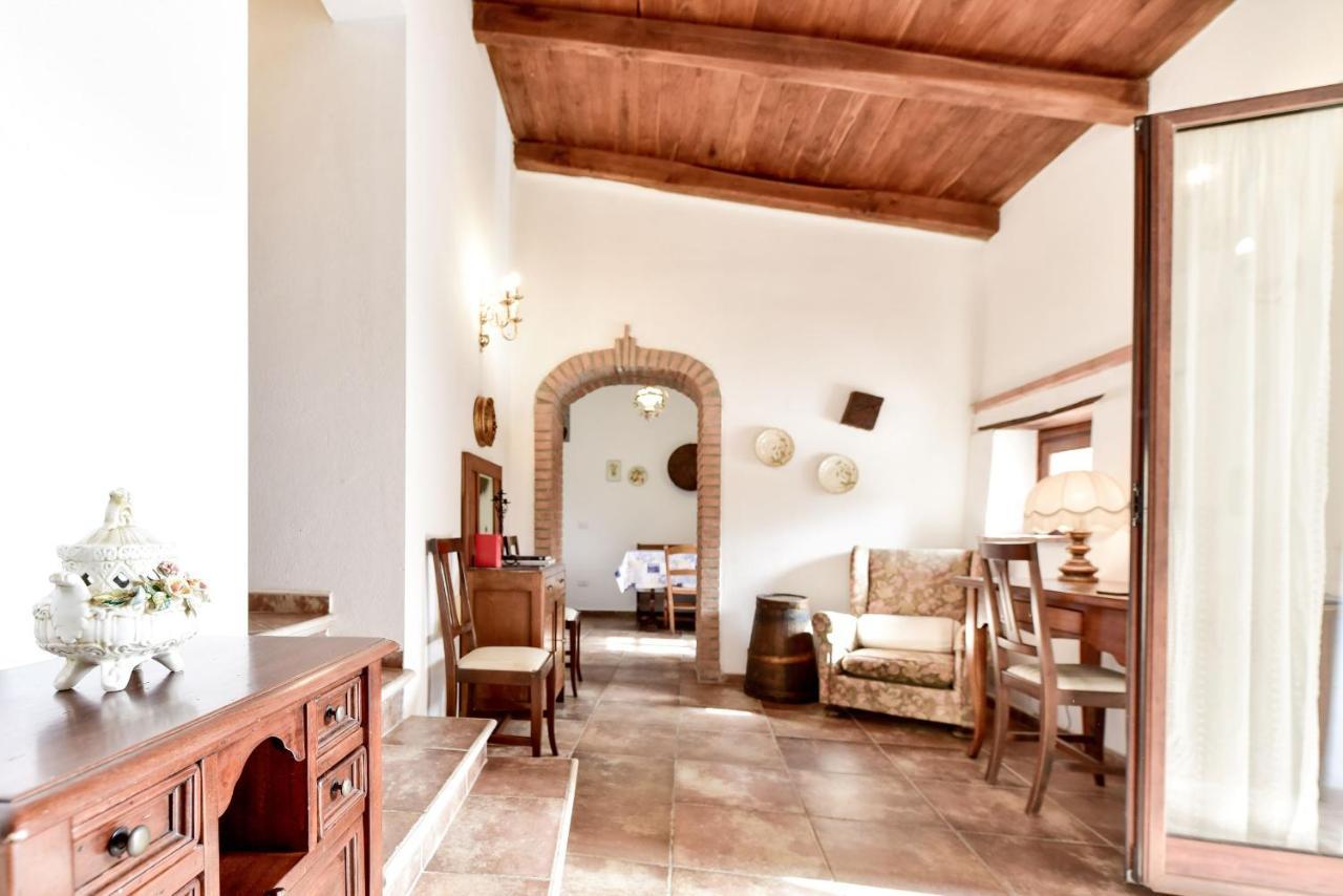 Agriturismo Castello Delle Fornaci - Private Jacuzzi Арчидоссо Экстерьер фото